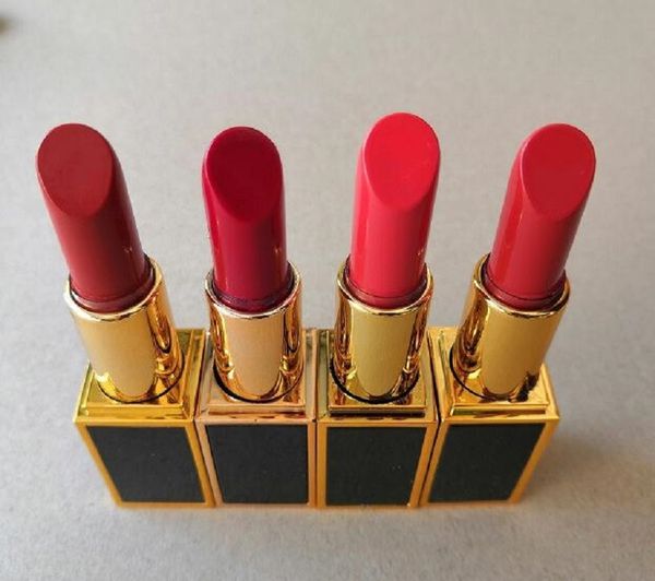 2020 Neueste Maquillage Matte Lipstick M Makeup Lustre Retro Lippenstifte Frost Sexy Matte Lipsticks 3,5G Lippenstifte mit englischem Namen