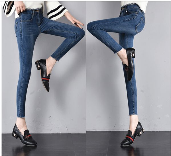 

blue women's tailored waist and hip princess jeans bk1579