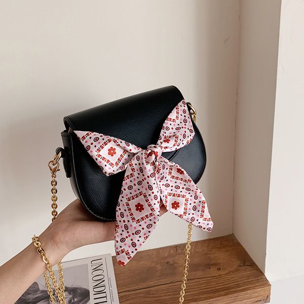 

2020 new shoulder bag women's casual fashion korean version of the mini chain saddle bag ladies crossbody