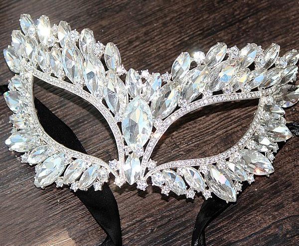 Atraente Cristal Masquerade Máscara Do Partido Bola de Casamento Mulheres Sexy Eyemask Bola Sparkly Acessórios Favores Presentes de Natal