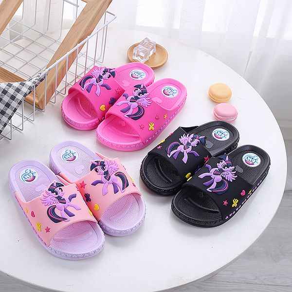 

summer 2019 new kids'home slippers girls 2-7 years old bathroom slip-proof and wear-resistant type, Black;grey