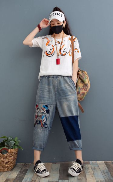 

the blue embroidery do old worn high waist jeans are female bk4574