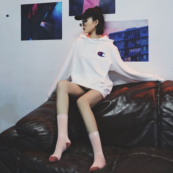 

ins новый зимний хлопок носки-personality ткань skateboard женщин высокие носки марка прямая продажа, Black;white