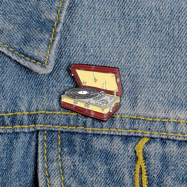

cute small vintage cd shape funny enamel brooches pins for women christmas demin shirt decor brooch pin metal kawaii badge fashion jewelry, Gray