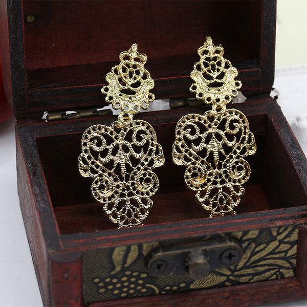 

wholesale- wild retro hollow bohemia women dangle earrings bohemia style black alloy pierced long dangle drop earrings jewelry accessories, Silver