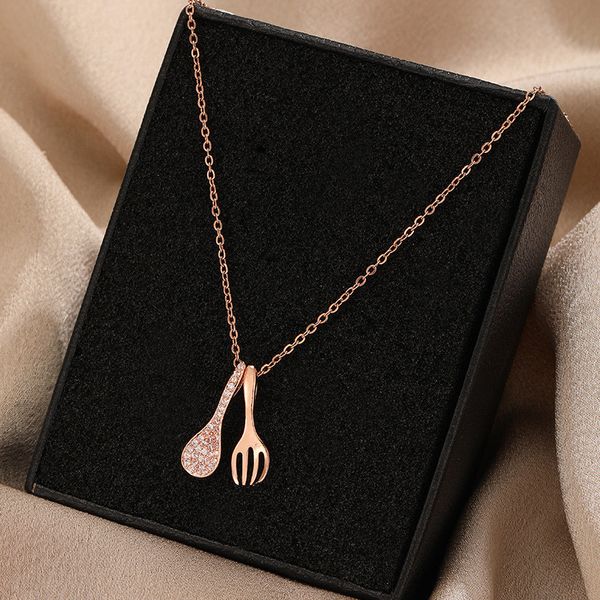 

10pcs / lot личность ложка ожерелье золота вилок design diamond ключица цепь для женщин путешествия марка кулон ожерелье драгоценных аксессу, Silver