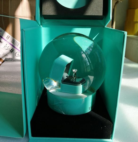 

new vip gift blue snow globe with ring box inside 2019 snowflake crystal ball have a gift box, for novelty birthday christmas gift