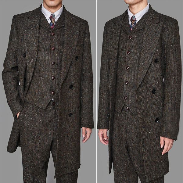 Longas Café Vintage Inverno Suits investidos dos homens Quente noivo usar casaco 3 peças para casamento Abotoamento pico lapela Blazer (Jacket + colete + calça)