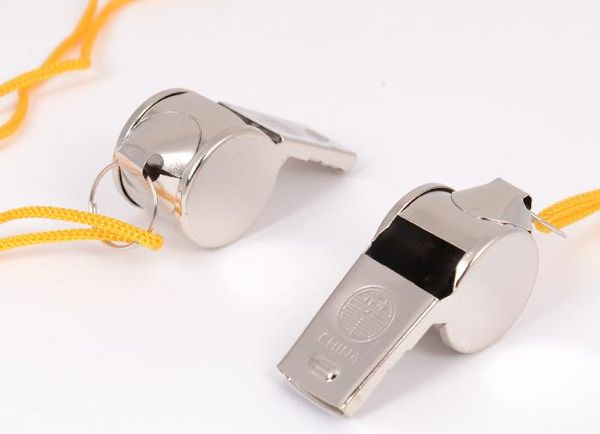 Noise Maker liga metálica Whistle ajustável removível cordão para Futebol Basquetebol Treinador de Futebol Professor Sports Safety Emergency Whistles