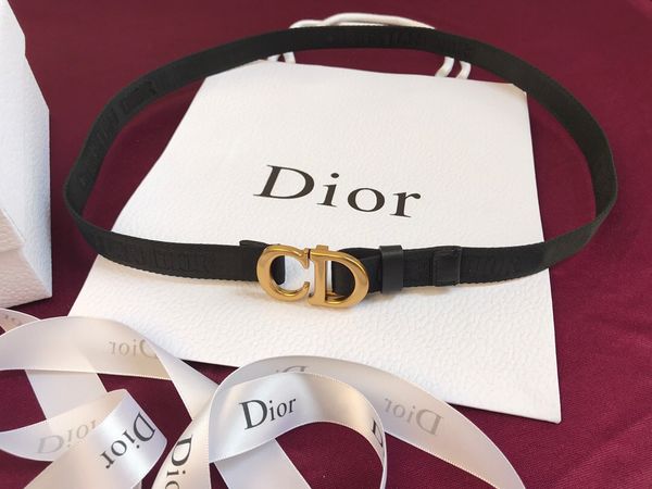 

Cla ic gold buckle black canva belt with box belt women belt epacket hipping