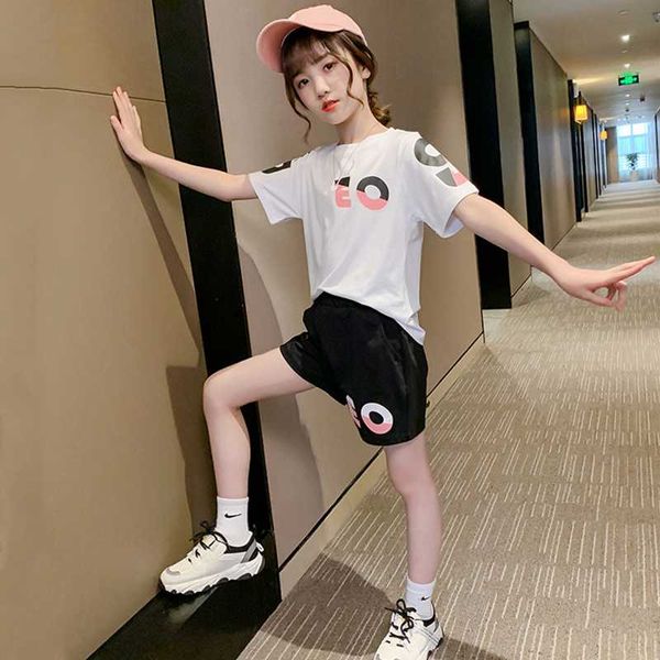 

new girl suit children's summer wear cuhk han edition short sleeve shorts color matching letter brim two-piece outfit, White