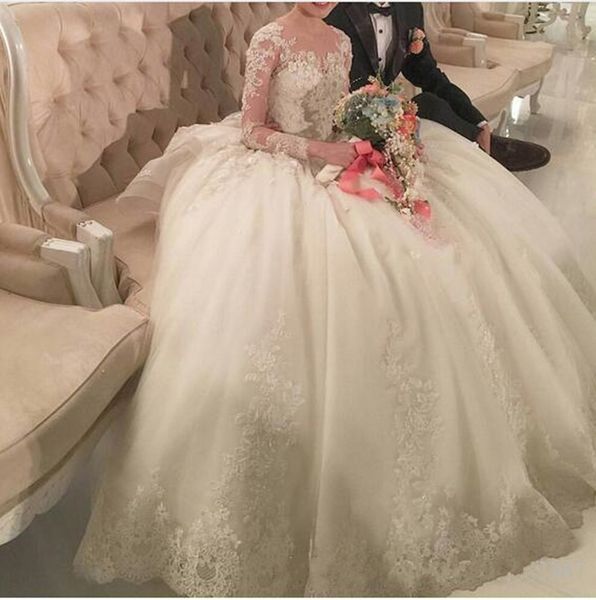 

2019 new vestido de noiva ball gown long sleeves wedding dresses royal tail luxury wedding dress turkey lace appliques, White