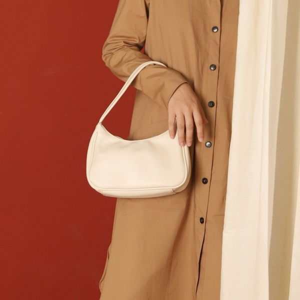 

2020 spring and summer new clutch bag fashion solid color large capacity shoulder bag simple candy color armpit women's