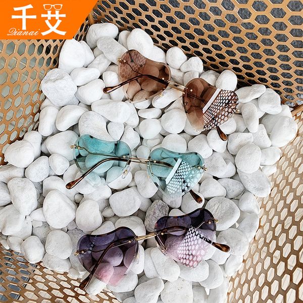 

funny design heart cute kids sunglasses fashion pc children sunglasses 2020, White;black