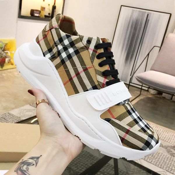 burberry shoes dhgate