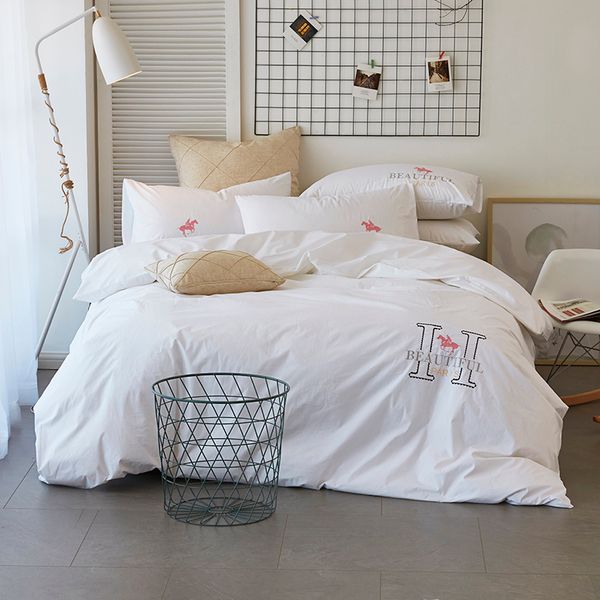 Luxury Egypt Cotton Satin Love In Paris Bedding Set Embroidery
