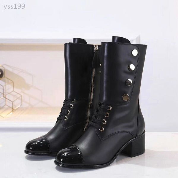 

2019 classic winter martin boots female short tube leather zipper buckle women's short boots trend factory direct sales size 35-40cm, Black