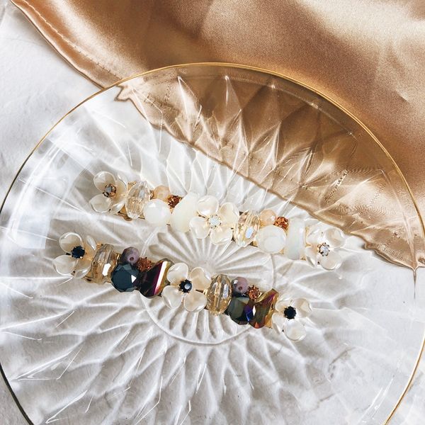 

crystal flower spring clip rhinestone hair clip bangs hair pins for women alloy plating resin floral ponytail for gift, Golden;white