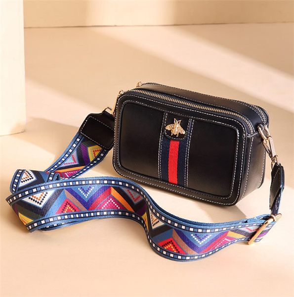 

fashion design small bag female new retro two-color stitching broadband leisure messenger all match camera bag ing
