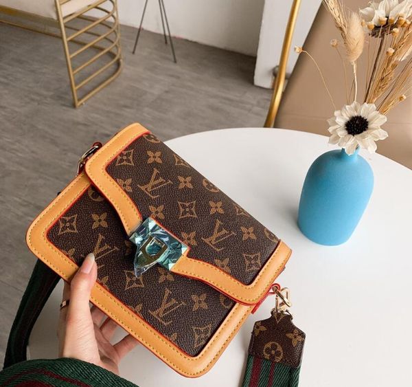 

2020 fashion printed women tote bag large capacity travel storage bags classic lady casual shopping bag vintage handbag