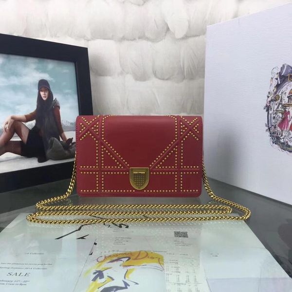 

the latest fashion bag famous brand female handbag leather chain and shoulder