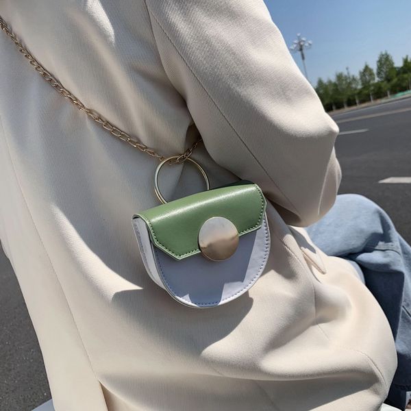 

2020 new women's crossbody bag korean version of the simple tassel ladies saddle bag