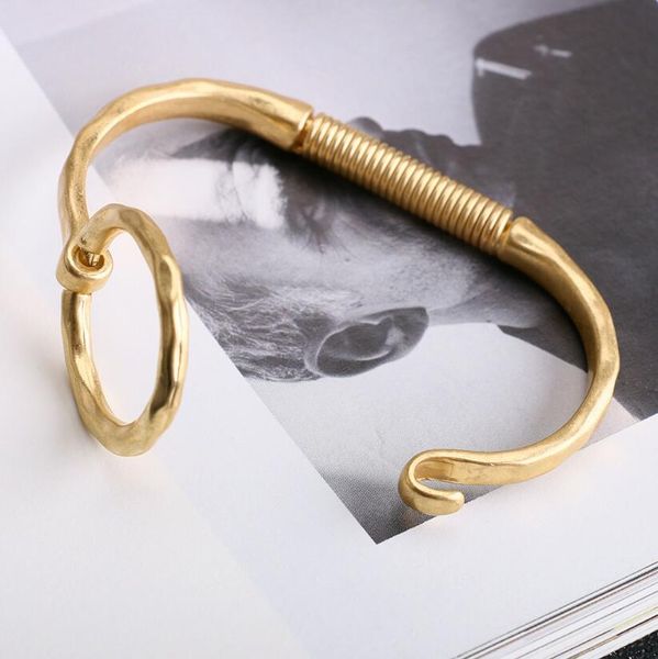 pulseiras de liga leve jóias pulseiras primavera ouro cor de zinco moda- simples clássicos para as mulheres livres de moda quente do transporte