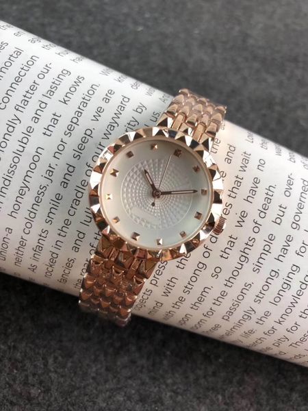

2019 Мужской мода Новой роскошного дизайнера automaticwatches человек бренд часы женщина а