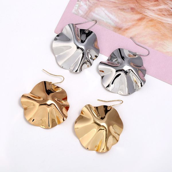

2020 explosion models creative geometric fashion exaggerated amazon earrings large circle ring women's earrings europe and america, Golden