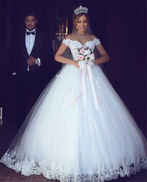

plus size wedding dresses 2019 lace appliques luxurious pearls long beach wedding dress sweep train long bohemian african bridal gowns, White