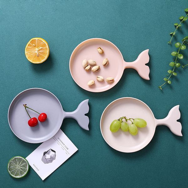 

small fished shaped dessert bread plates snack dried fruit dishes kitchen tableware dinnerware