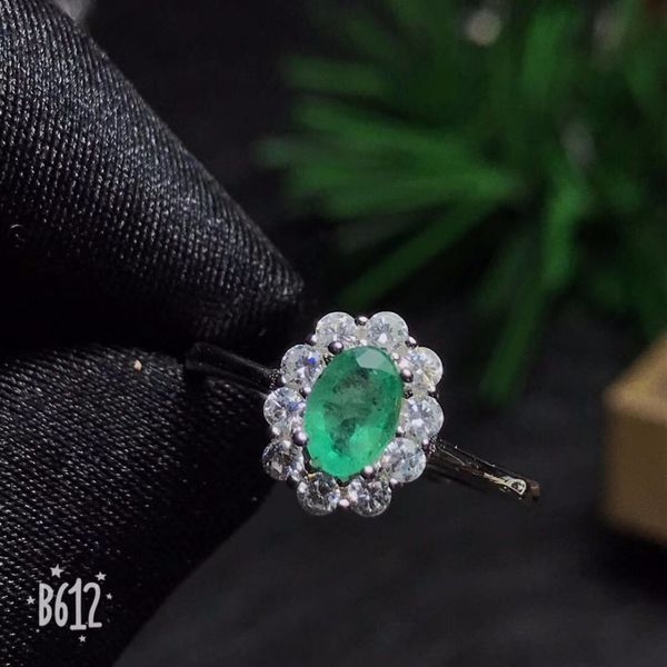 

uloveido green emerald ring, flower rings, 925 sterling silver, 4*6mm certified gemstone engagement wedding jewelry for women, Golden;silver