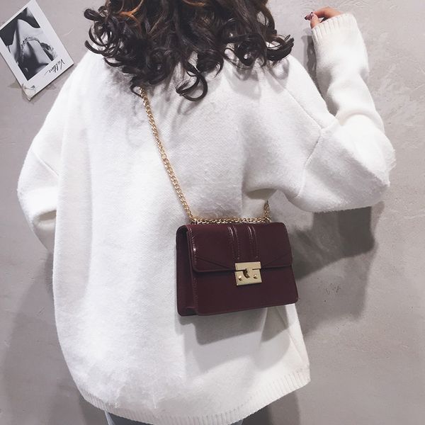 

high sense female bag new 2019 retro texture small square bag chain shoulder messenger tide