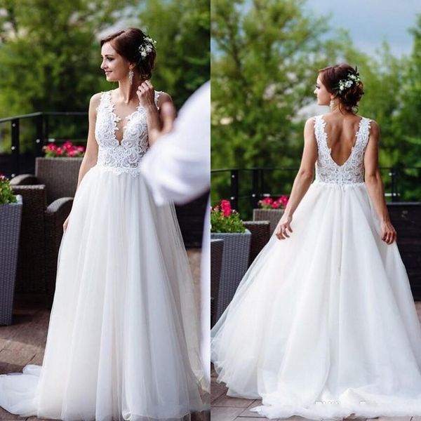 

2020 stunning v neck sleeveless tulle wedding dresses robes de mariée a line sweep train garden bridal gowns with lace
