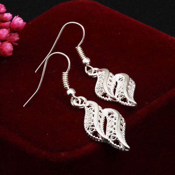 

wave earrings temperament simple line ear jewelry wholesale long earrings, Golden
