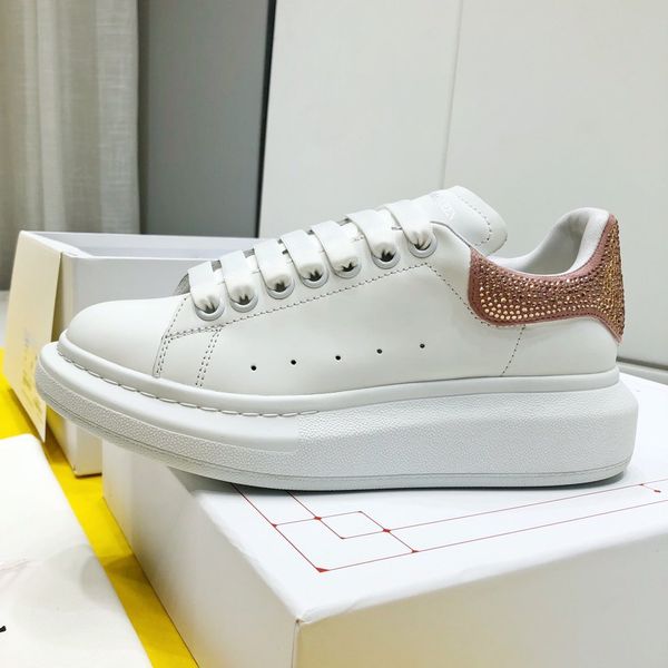 

platform men's and women's shoes wild vintage luxury white shoes star thick bottom leather reflective sneakers, Black