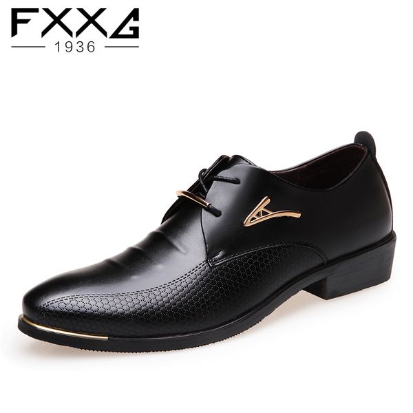 

men's business leather lacing shoes with pointed toes and low fish pattern embossing trend four seasons men's shoes 009, Black