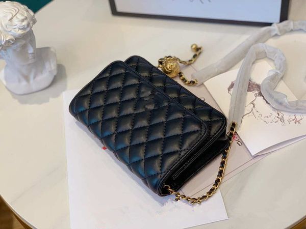 

2020 new designer luxury design women's bag fashion shoulder bag chain messenger bag
