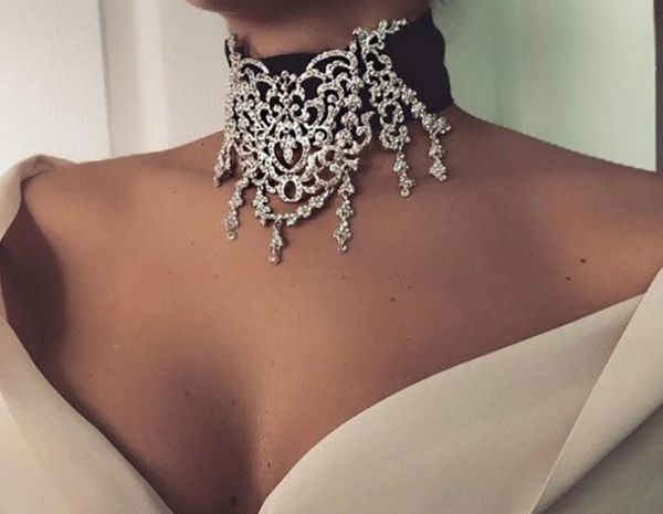 

2019 new fashion design chockers for women wholesale statement tassel jewelry black velvet crystal rhinestone choker necklace, Golden;silver