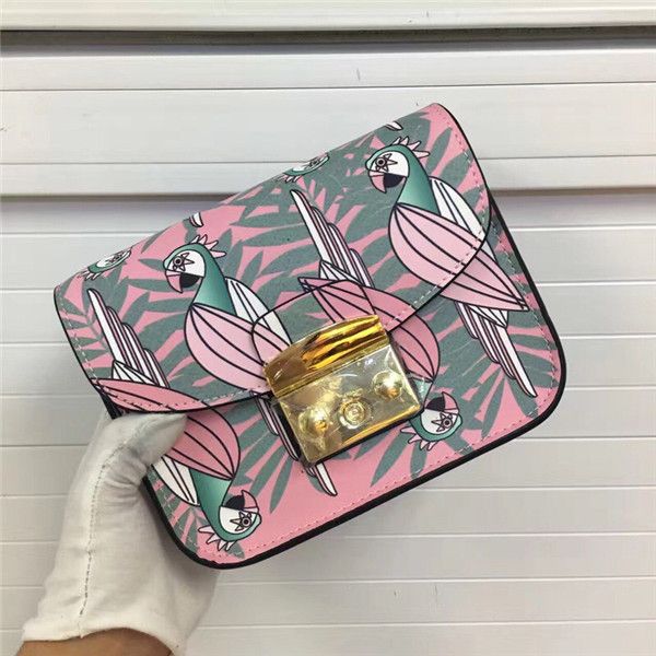 

new ladies fashion leather printing messenger bag pink bird graffiti shoulder bag cute young girl small square bag