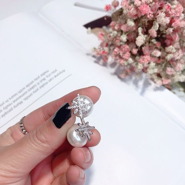 

2019 new korean s925 silver star pearl stud earrings western classic zircon double earrings for women fashion jewelry, Golden;silver