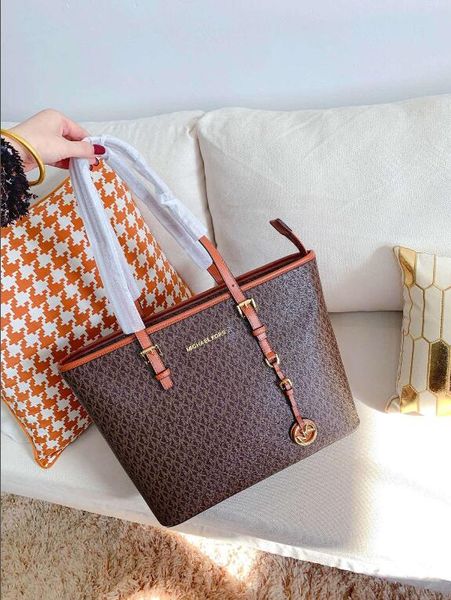 

2020 sell new cowhide color matching camera bag european and american fashion leather handbag mini shoulder camera bag20042