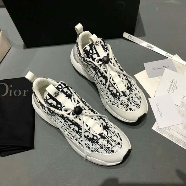 

2019 men 039 and women 039 ca ual hoe fa hion wild port hoe with the original packaging hoe box delivery yardage 35 45