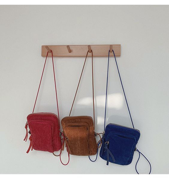 

2020 новая женская сумка наплечная сумка диагональная маленькая квадратная сплошной цвет вельвет мода плечо