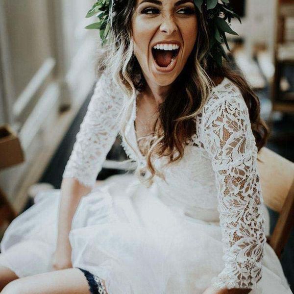 2019 economici abiti da sposa boho spiaggia maniche lunghe una linea chiffon bianco pizzo plus size abito da sposa da sposa due pezzi paese weddi2632