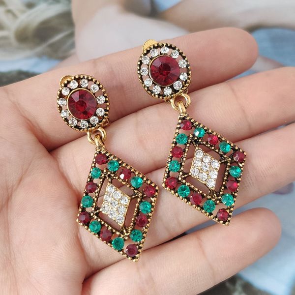 

2020 fashion pierced ear clips european style retro hollow earrings women rhinestone geometric jewelry earrings for wedding, Silver
