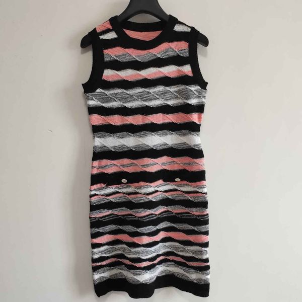 

womens designer dress ladys brand striped print skirts women casual sleeveless dresses fashion luxury style 2020 new sunmer style sell, Black;gray