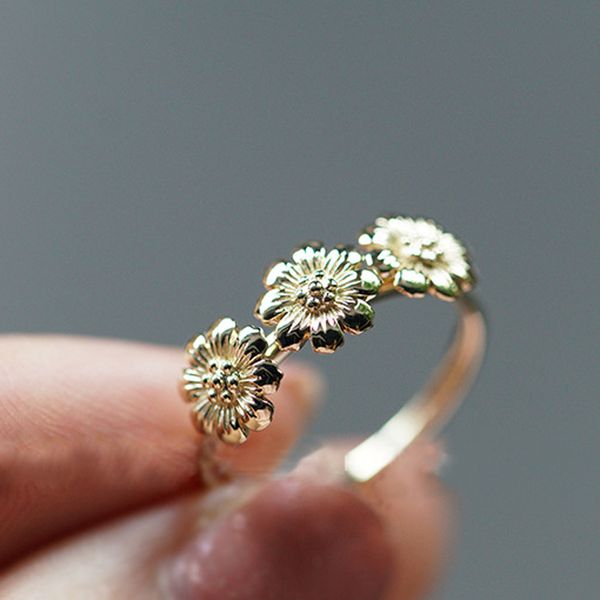 

retro sunflower rings for women girl bijoux european plated gold color engagement wedding rings anel fashion promise jewelry, Golden;silver