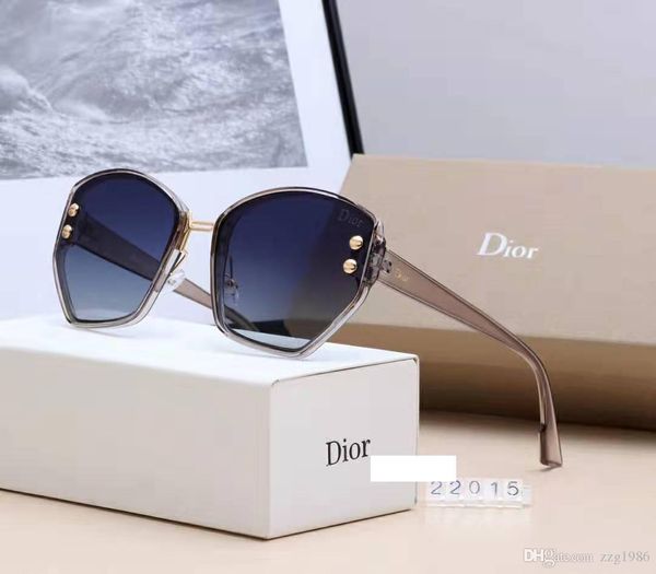 

2019selling designer buffalo horn mens retro wood sunglasses mens and womens lens frameless brand designer driving glass, White;black