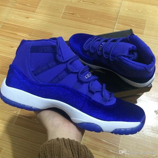 

shoes basketball 11 mens women 11s xi gym red mike like 96 bred space jam heiress velvet chicago concord trainer sport shoe sneakers